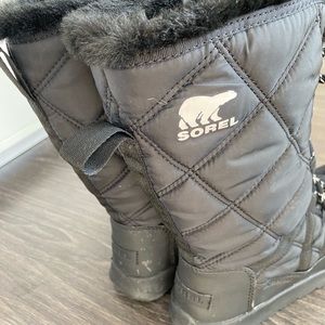 Sorel winter boots 9